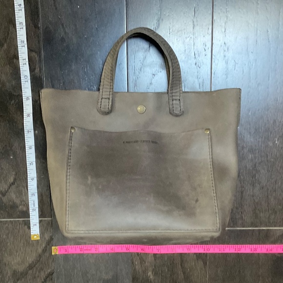 Portland Leather Goods Mini Crossbody Tote Bag w/ 2 Straps Groupie Gray - Picture 9 of 12